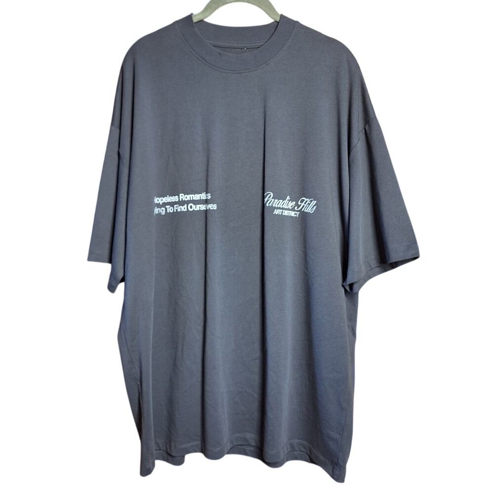 Paradise Hills art district streetwear oversized "hopless romantic" graphic tee